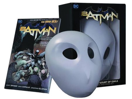 Batman: The Court of Owls Mask and Book Set For Sale